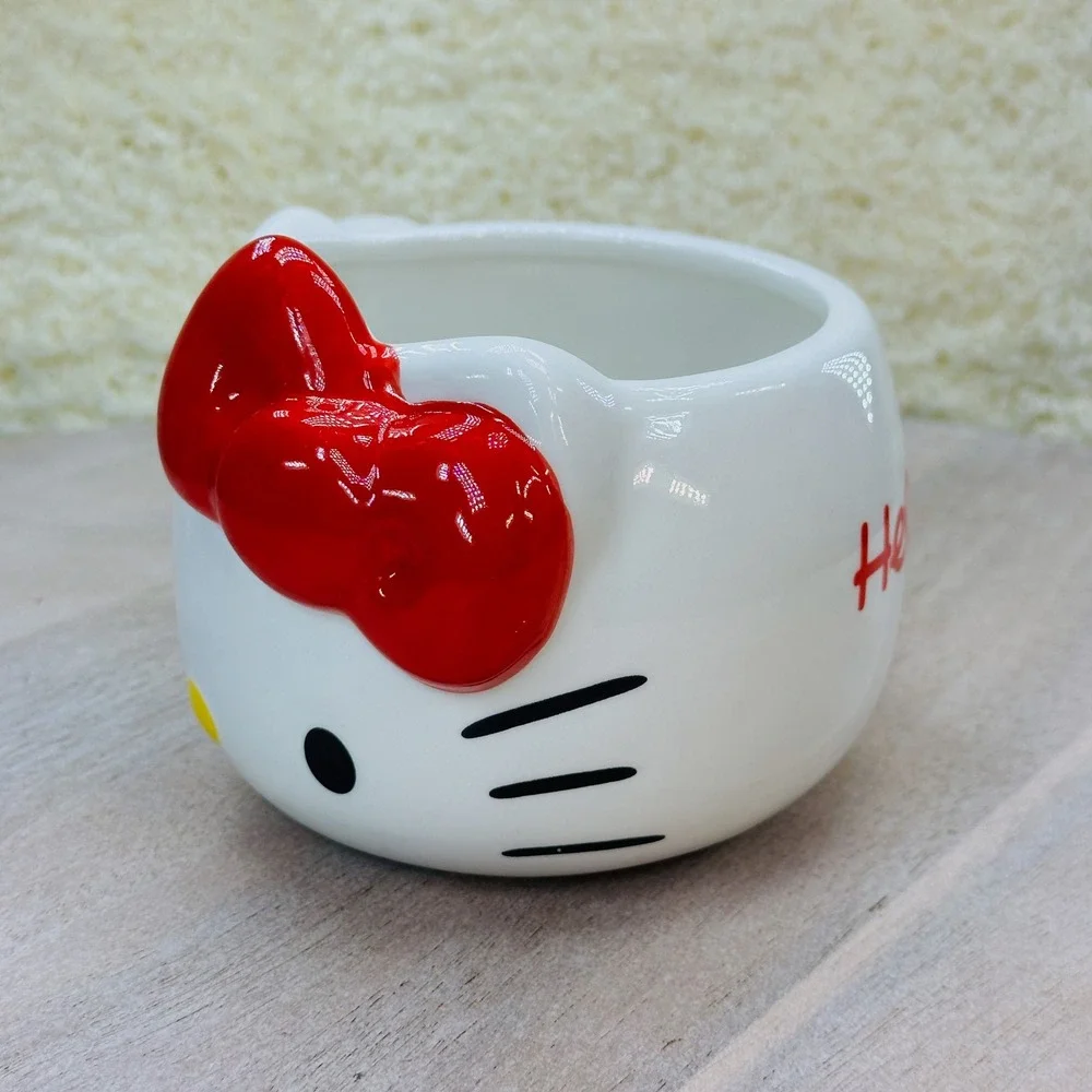 Hello Kitty 3D Sculpted Ceramic Mug Silver Buffalo Sanrio White Red SMGKTY2323 - Picture 3 of 15